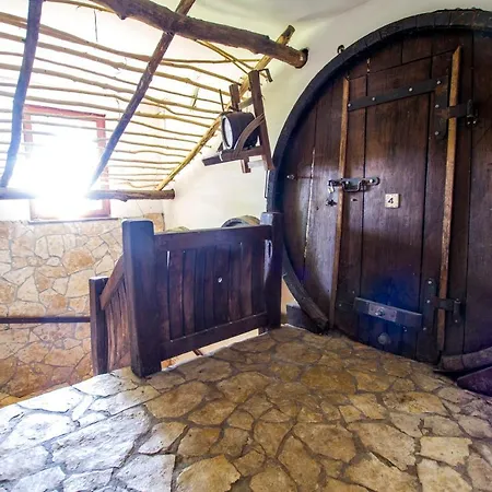 Juricko With Private Sauna