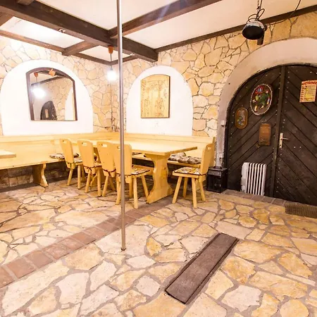 Juricko With Private Sauna