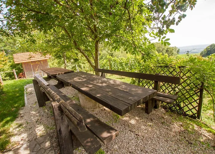 Juricko With Private Sauna