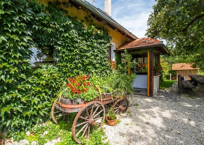 Počitniška hiša Juricko With Private Sauna *