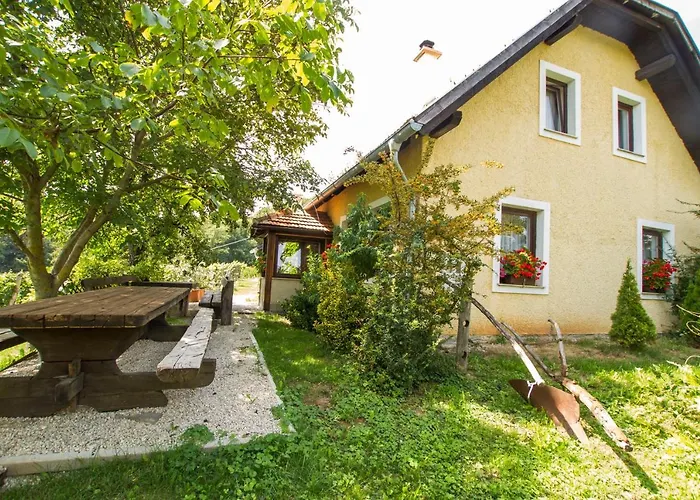 Juricko With Private Sauna