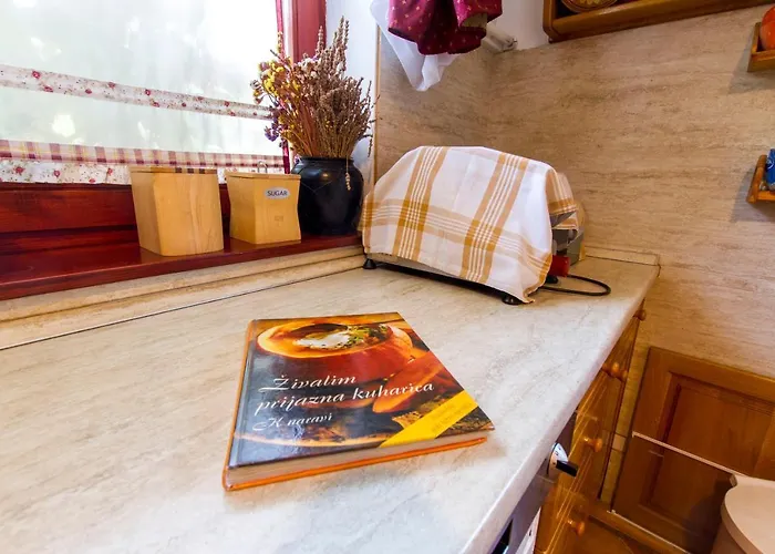 Juricko With Private Sauna